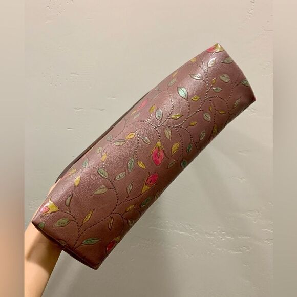 Handmade Genuine Embossed Leather Large Wooden Frame Handbag - Picture 14 of 16